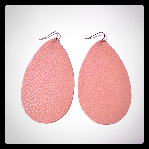 Dusty rose vegan leather drop earrings - Picture 1 of 1